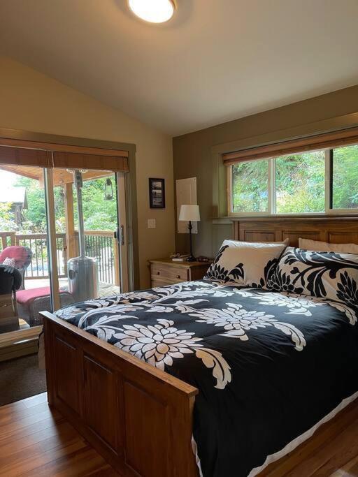 Cozy Corner Cottage Port Renfrew Luaran gambar